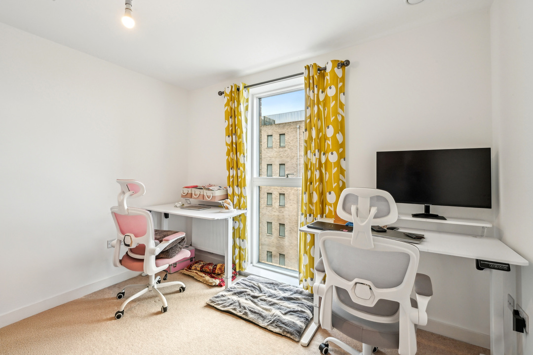 2 bed apartment to rent in Valley House, Manor Road, Ealing, London, W13  - Property Image 14