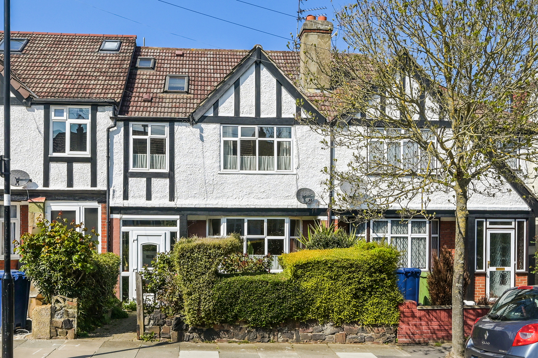 4 bed terraced house for sale in Elmbank Way, Hanwell, London, W7