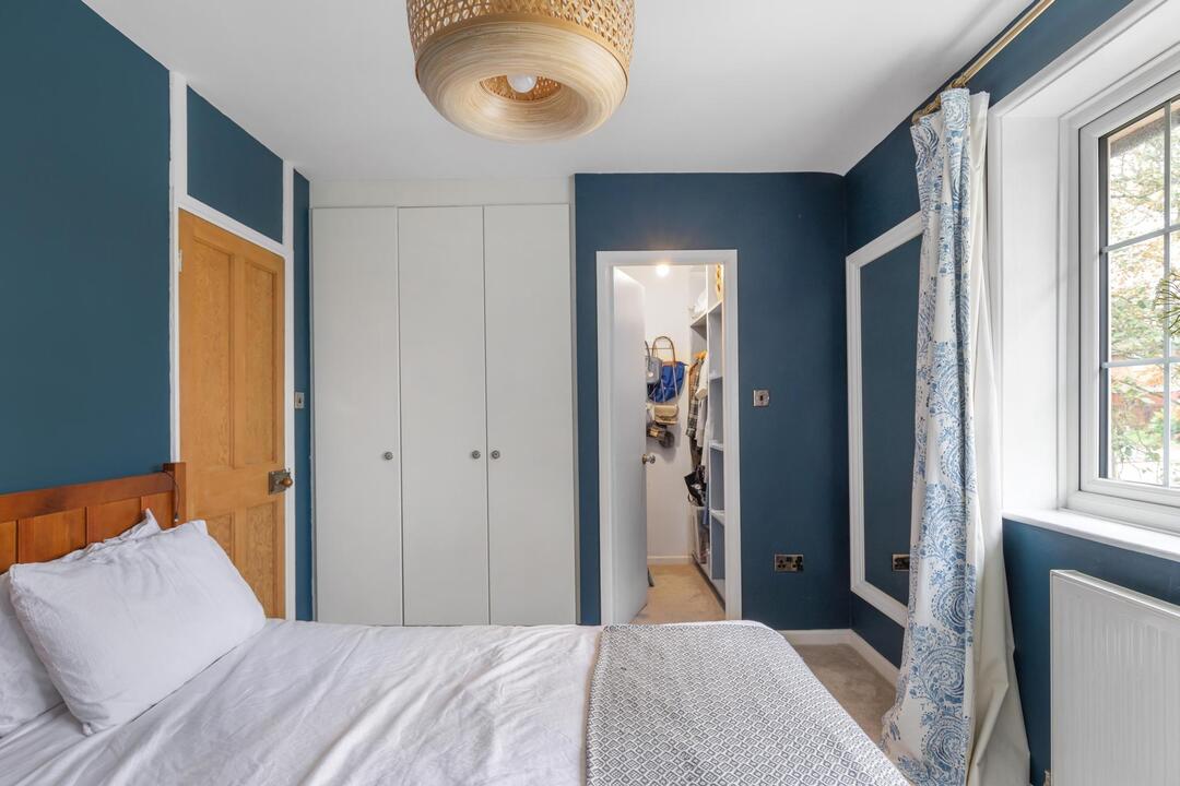 2 bed terraced house for sale in Cuckoo Avenue, Hanwell, London, W7  - Property Image 17