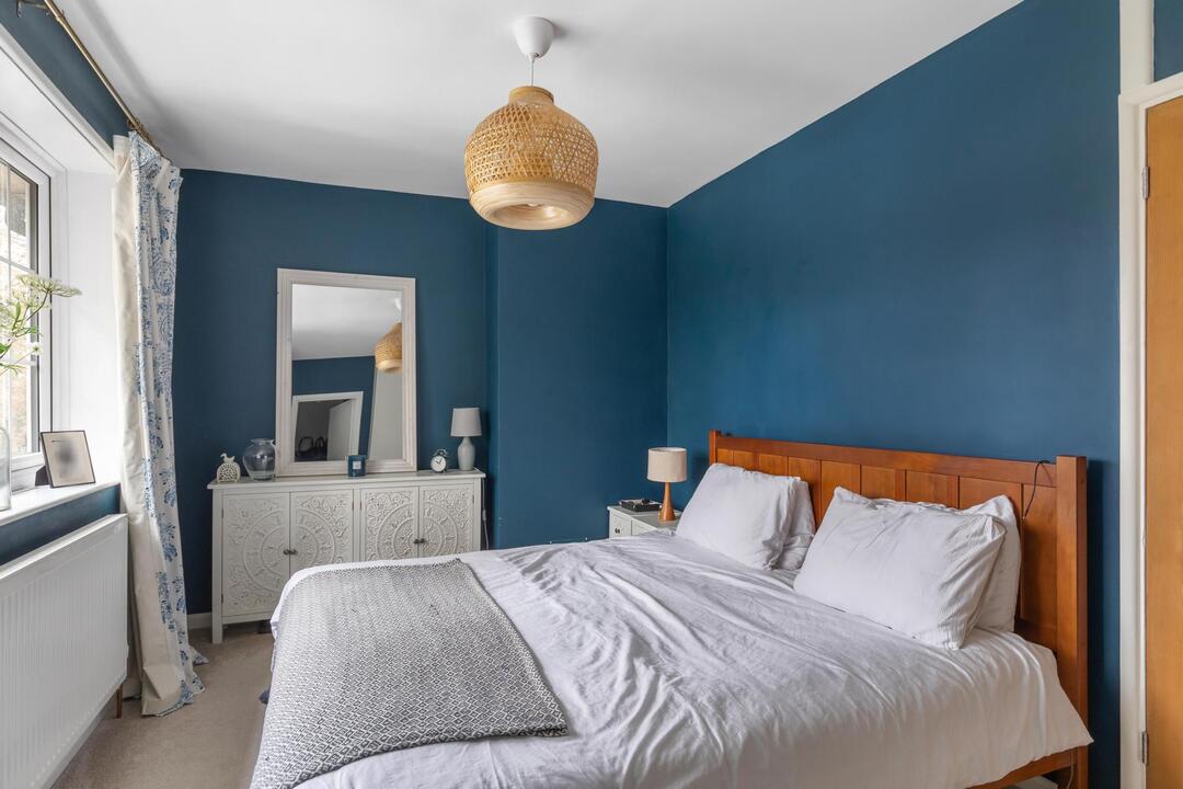 2 bed terraced house for sale in Cuckoo Avenue, Hanwell, London, W7  - Property Image 14