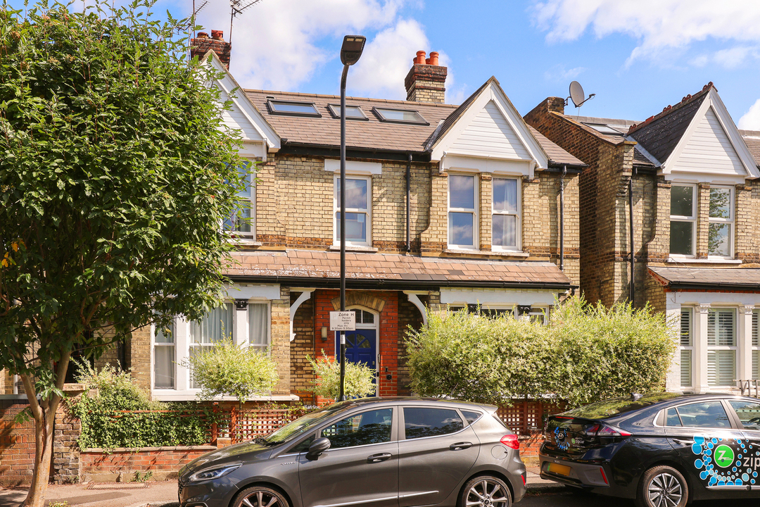 1 bed apartment for sale in Hastings Road, Ealing, London, W13  - Property Image 19