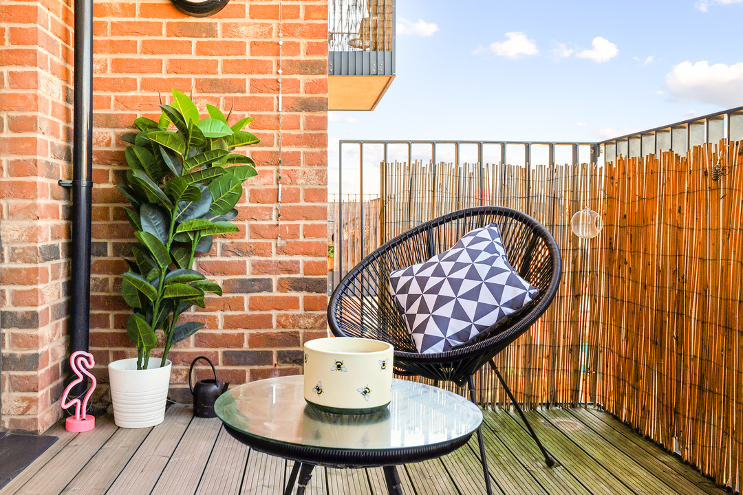 1 bed apartment for sale in Myers Court, Reynard Way, Brentford, Greater London, TW8  - Property Image 9