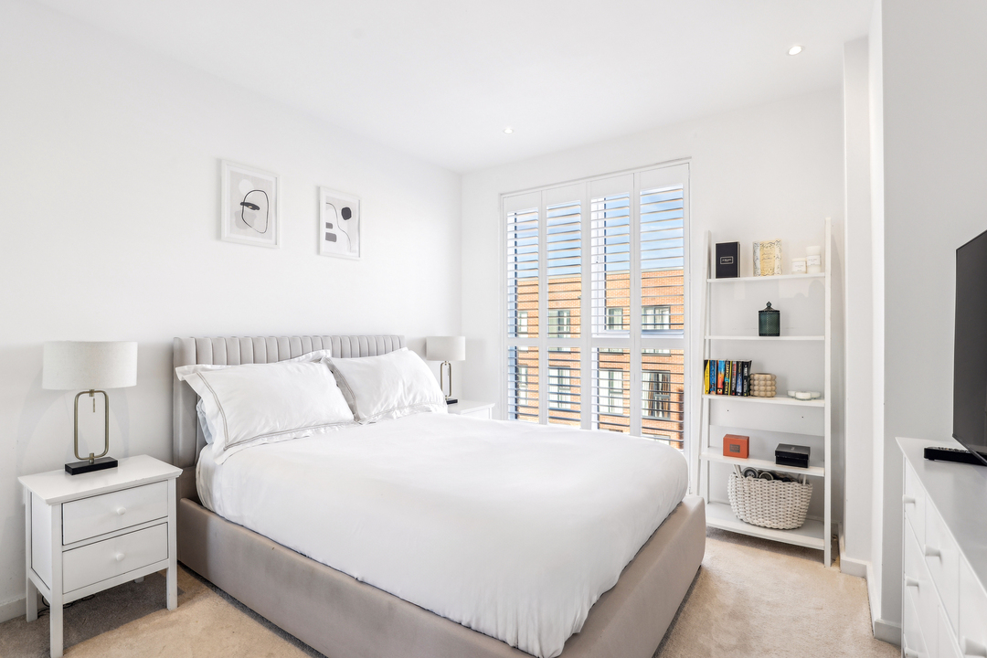 1 bed apartment for sale in Myers Court, Reynard Way, Brentford, Greater London, TW8  - Property Image 3