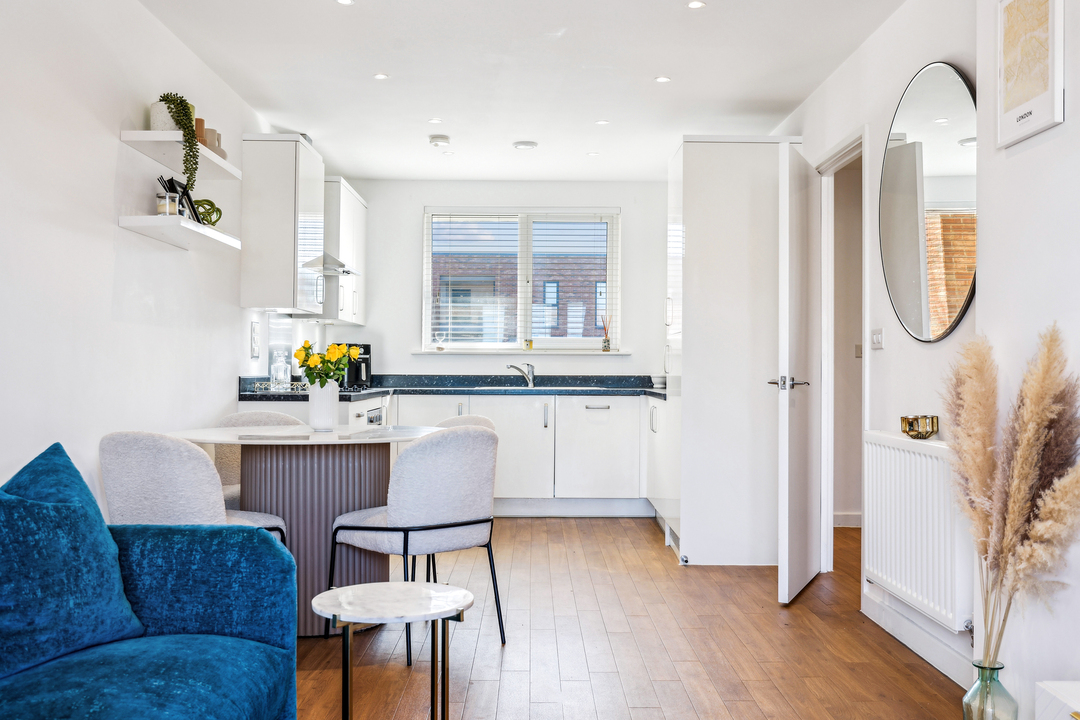 1 bed apartment for sale in Myers Court, Reynard Way, Brentford, Greater London, TW8  - Property Image 18