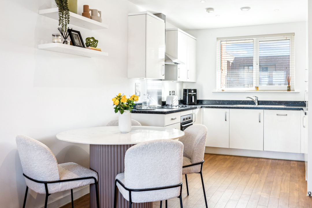 1 bed apartment for sale in Myers Court, Reynard Way, Brentford, Greater London, TW8  - Property Image 21