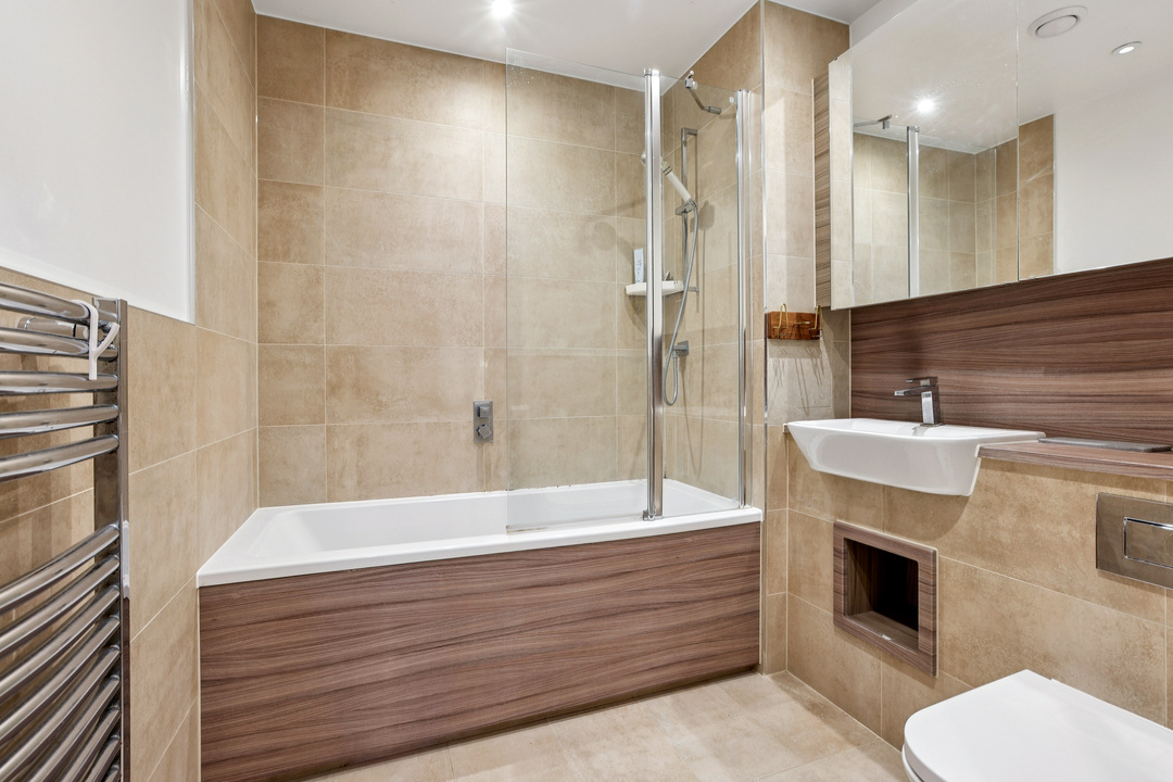 3 bed apartment for sale in Howell Court, Enfield Road, Acton, London, W3  - Property Image 11