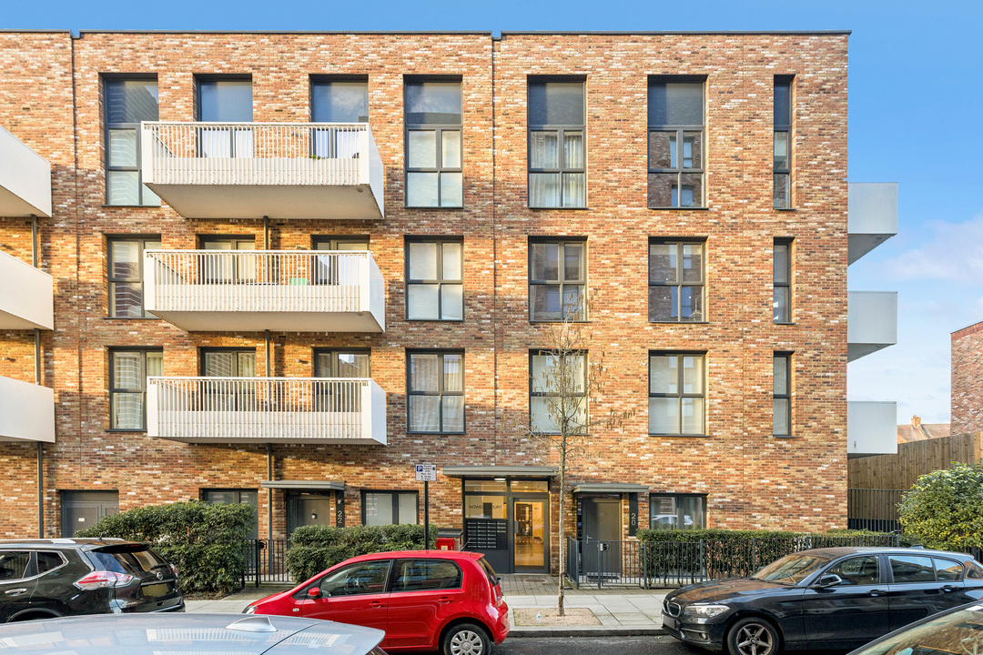 3 bed apartment for sale in Howell Court, Enfield Road, Acton, London, W3