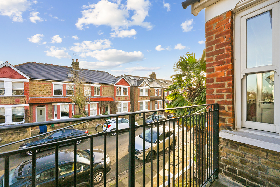5 bed semi-detached house for sale in Kingsley Avenue, Ealing, London, W13  - Property Image 16