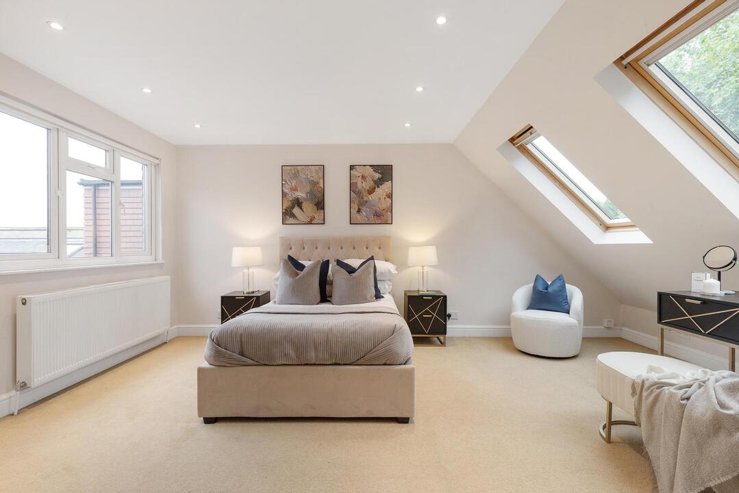 5 bed semi-detached house for sale in Lyncroft Gardens, Ealing, London, W13  - Property Image 21