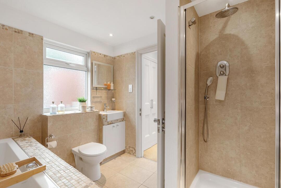 5 bed semi-detached house for sale in Lyncroft Gardens, Ealing, London, W13  - Property Image 23