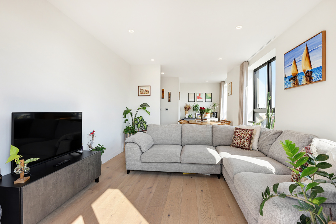 1 bed apartment to rent in Sarsen House, Hanwell Square, Hanwell, Ealing, London, W7  - Property Image 7