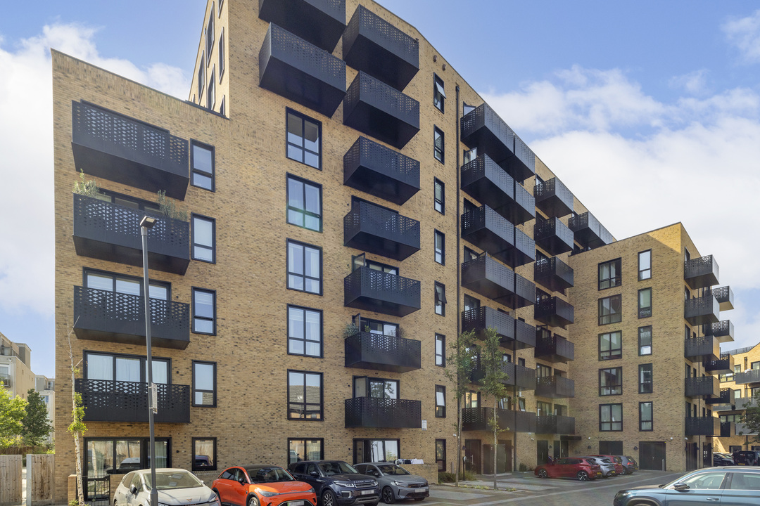 1 bed apartment to rent in Sarsen House, Hanwell Square, Hanwell, Ealing, London, W7  - Property Image 13