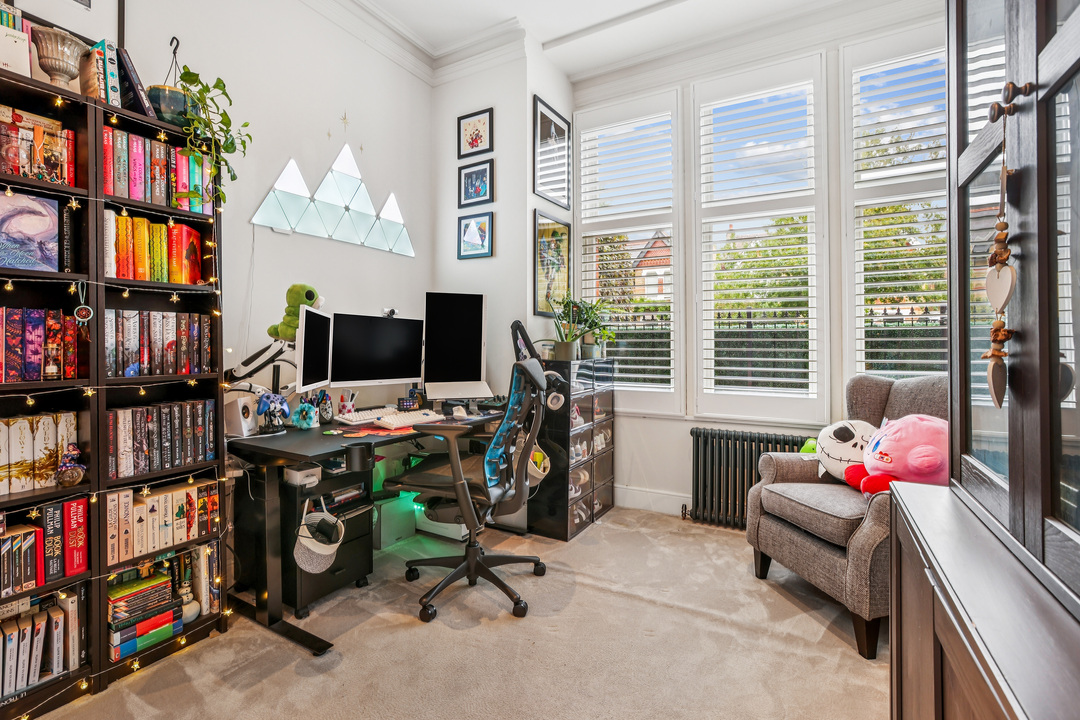 2 bed apartment for sale in Gordon Road, Ealing, London, W5  - Property Image 21