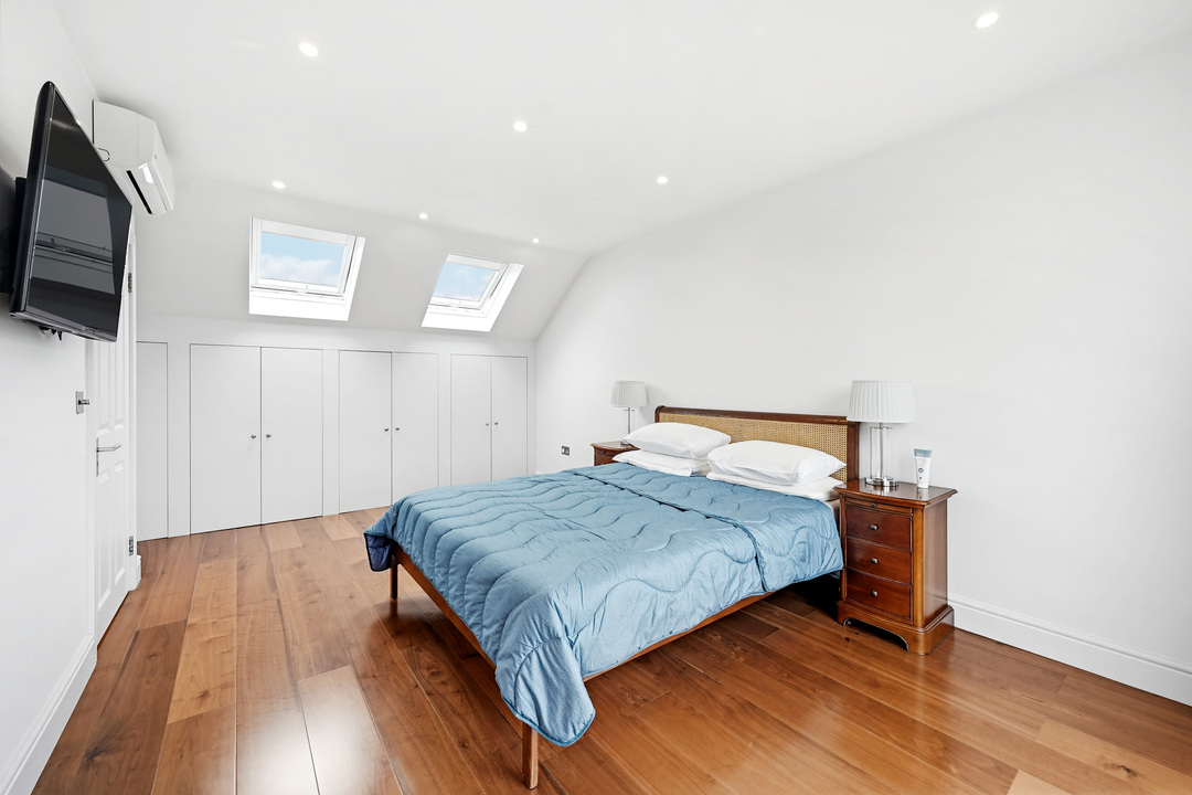 4 bed semi-detached house for sale in Grange Road, Ealing, London, W5  - Property Image 16