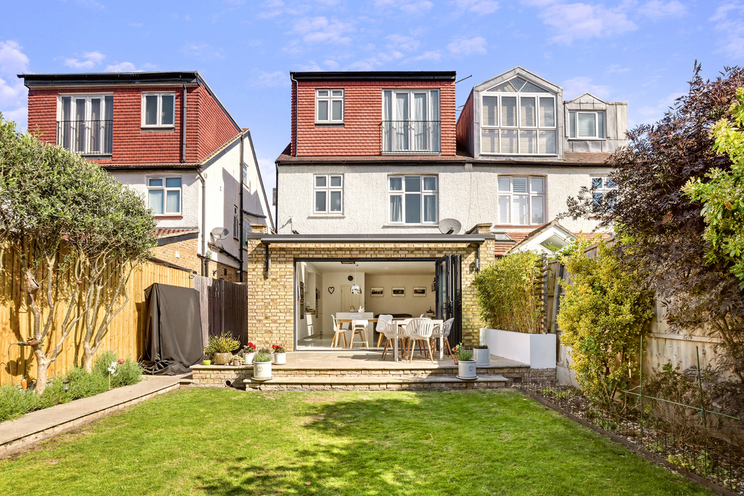 4 bed semi-detached house for sale in Grange Road, Ealing, London, W5  - Property Image 10