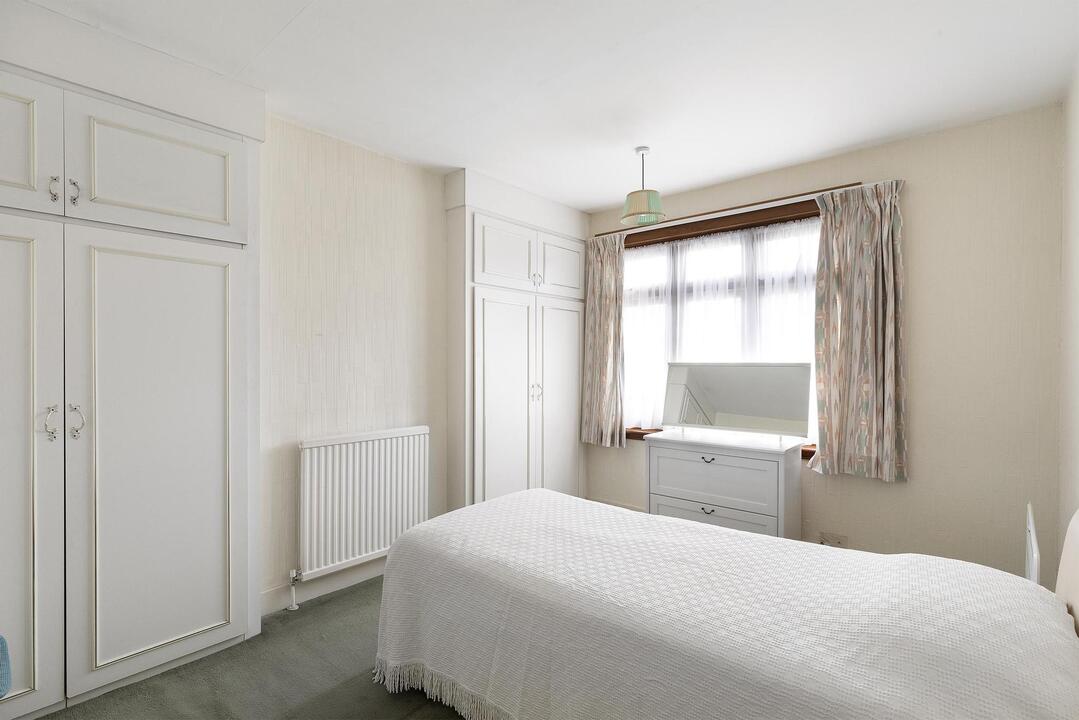 3 bed end of terrace house for sale in Croft Gardens, Hanwell, Ealing, London, W7  - Property Image 13