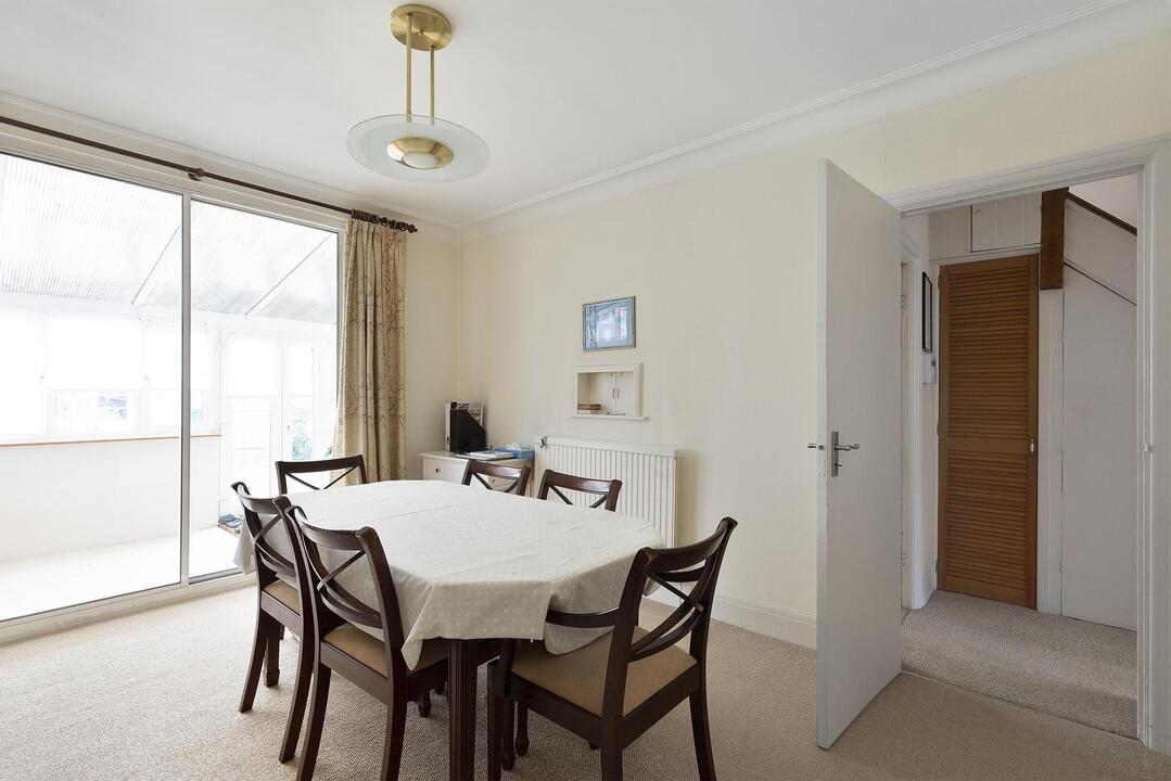 3 bed end of terrace house for sale in Croft Gardens, Hanwell, Ealing, London, W7  - Property Image 4