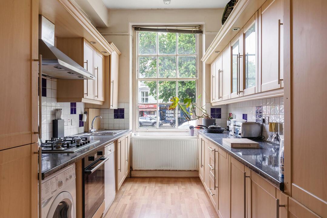 3 bed apartment for sale in Ealing Court Mansions, St. Marys Road, Ealing, London, W5  - Property Image 5