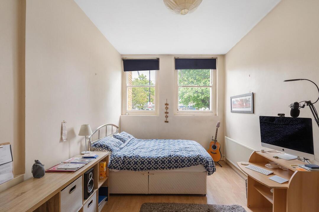3 bed apartment for sale in Ealing Court Mansions, St. Marys Road, Ealing, London, W5  - Property Image 11