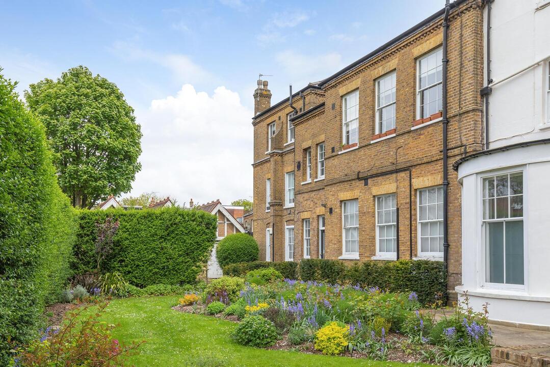 3 bed apartment for sale in Ealing Court Mansions, St. Marys Road, Ealing, London, W5  - Property Image 15