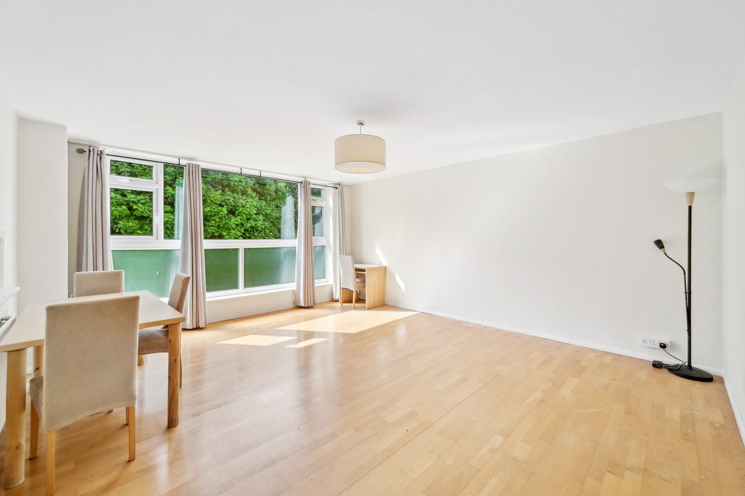 2 bed apartment to rent in Gordon Road, Ealing, London, W13  - Property Image 4