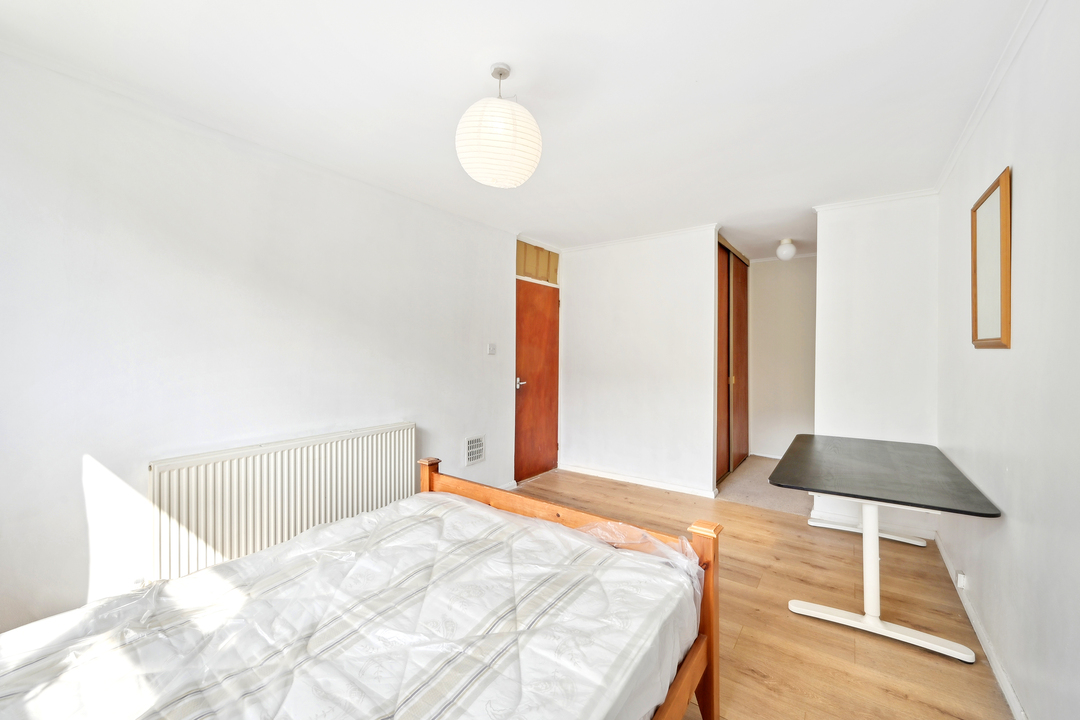 2 bed apartment to rent in Gordon Road, Ealing, London, W13  - Property Image 9