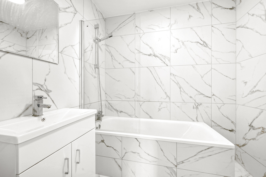 2 bed apartment to rent in Gordon Road, Ealing, London, W13  - Property Image 3