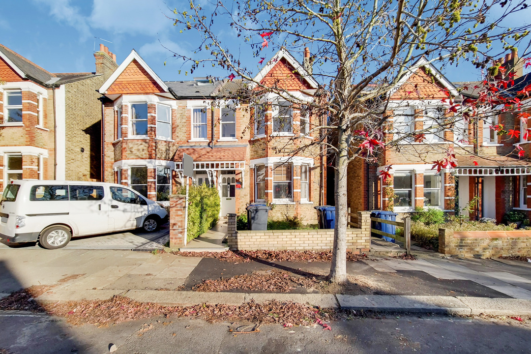 2 bed apartment to rent in Lynton Avenue, Ealing, London, W13  - Property Image 8