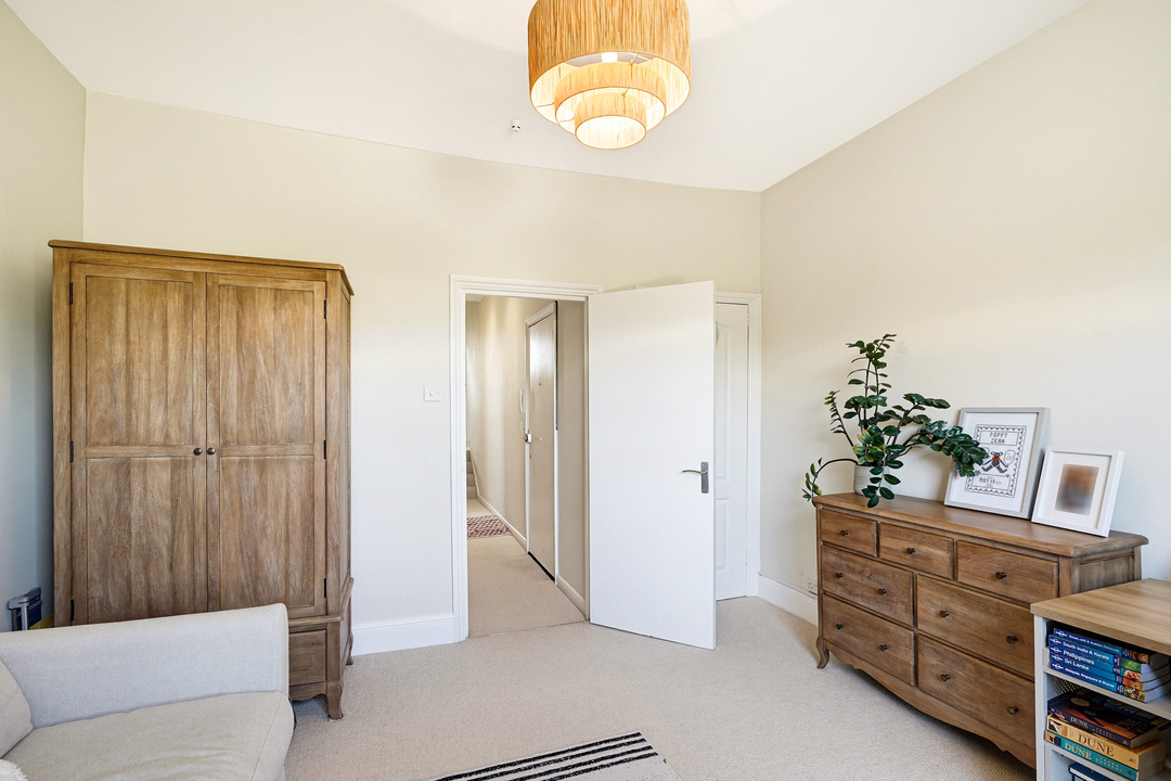 2 bed apartment for sale in Warwick Road, Ealing, London, W5  - Property Image 19
