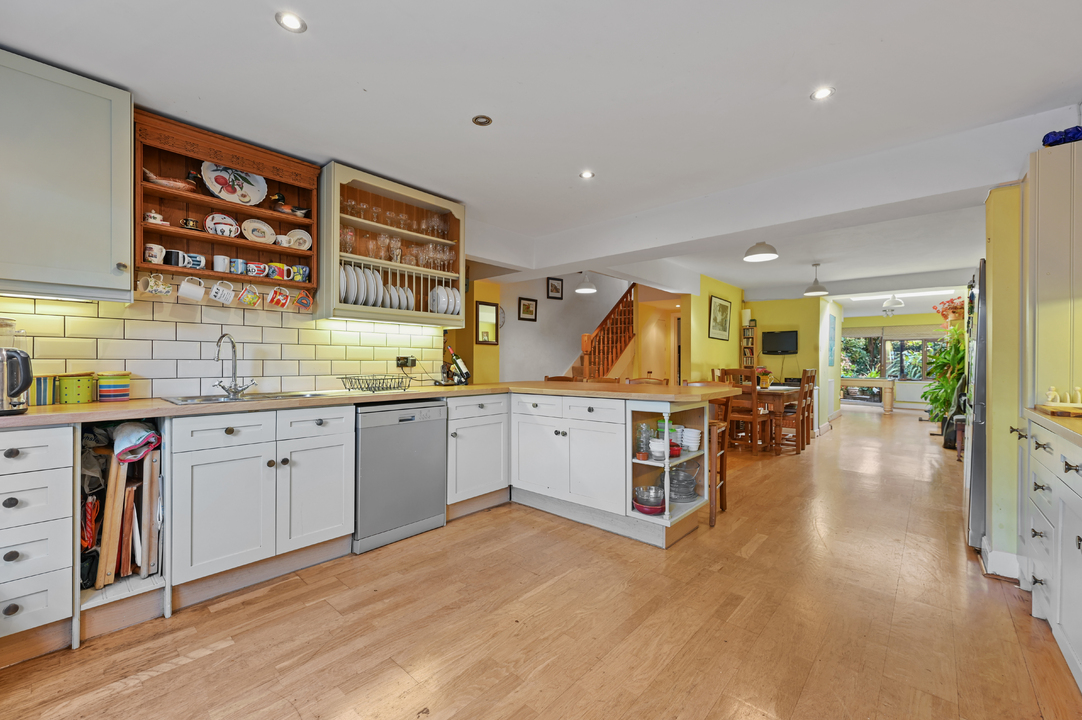 5 bed terraced house for sale in The Grove, Ealing, London, W5  - Property Image 5