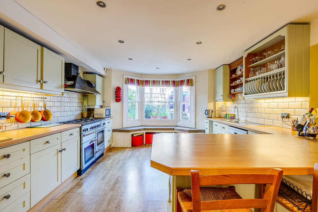 5 bed terraced house for sale in The Grove, Ealing, London, W5  - Property Image 2