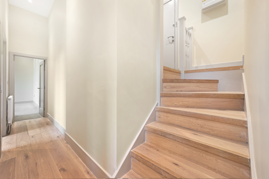 2 bed apartment for sale in Gunnersbury Avenue, Ealing, London, W5  - Property Image 9