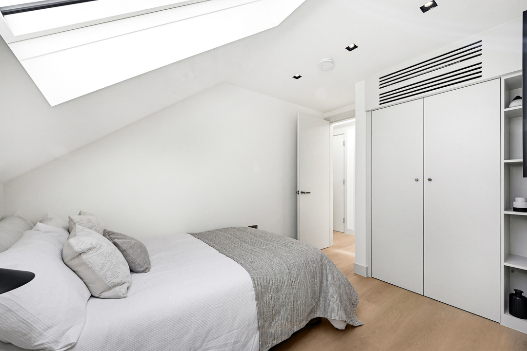 2 bed apartment to rent in Mayleaf House, Twyford Avenue, Ealing  - Property Image 8