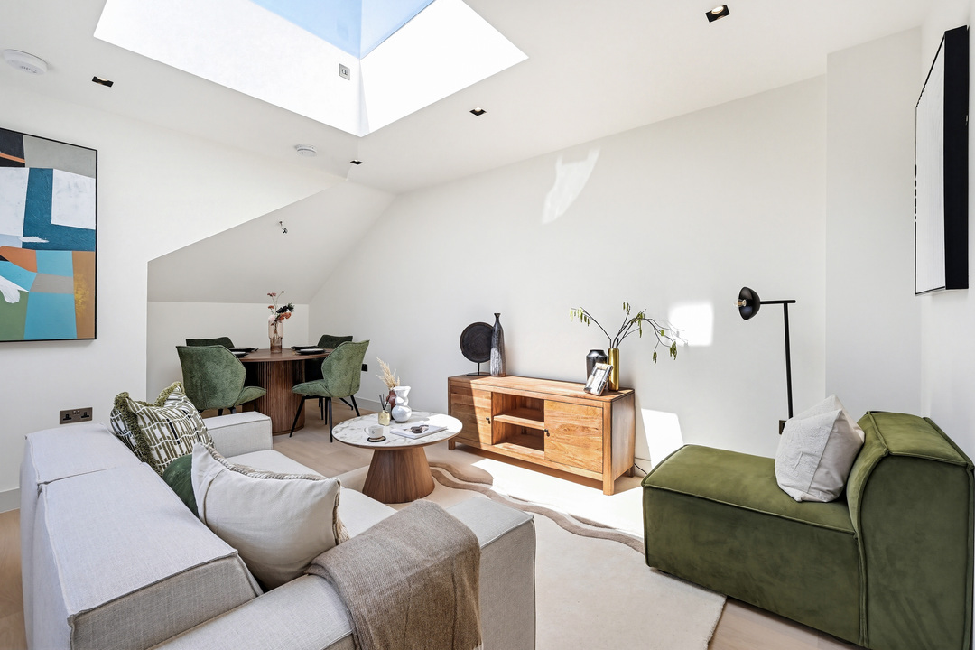 2 bed apartment to rent in Mayleaf House, Twyford Avenue, Ealing  - Property Image 3
