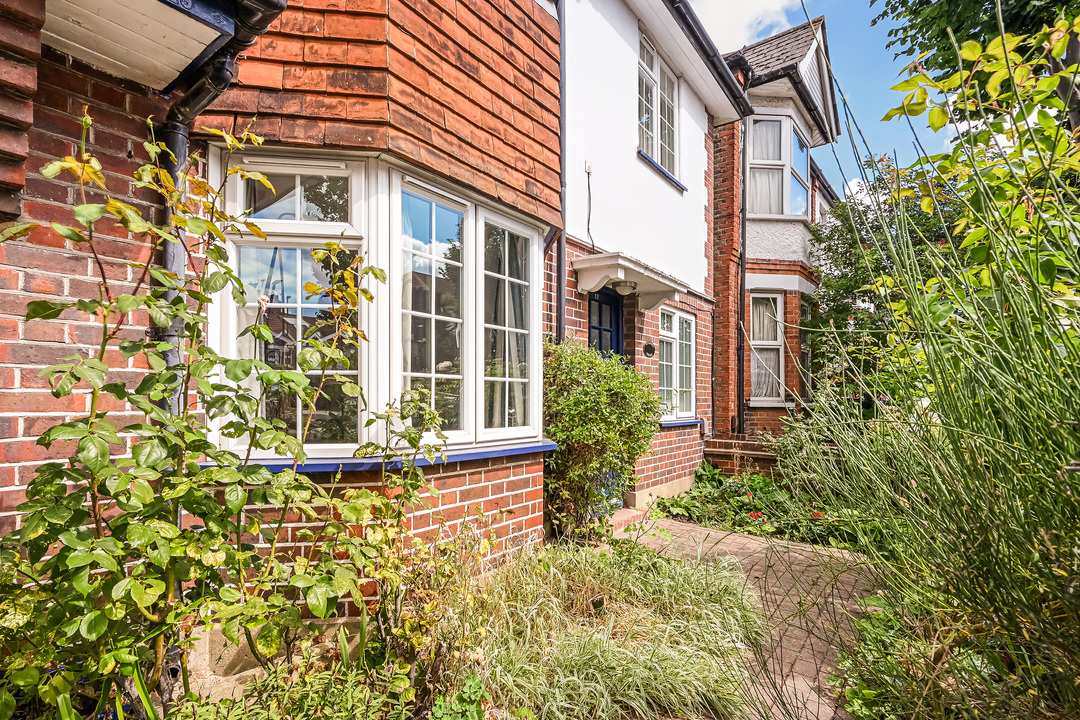 1 bed apartment for sale in Windmill Court, Ealing, London, W5  - Property Image 12