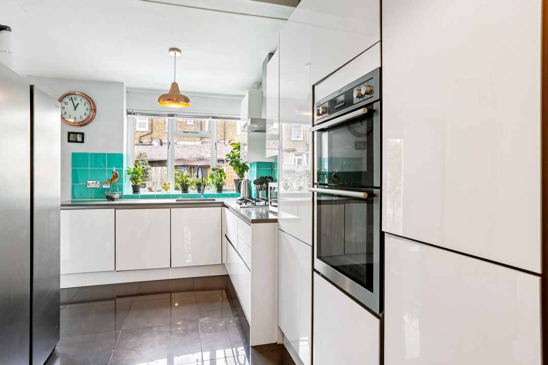 3 bed house to rent in Drayton Gardens, Ealing, London, W13  - Property Image 7