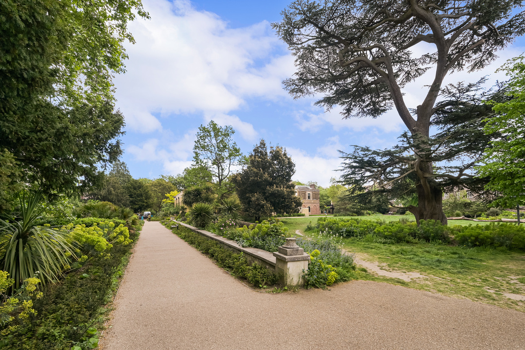 2 bed apartment for sale in Mattock Lane, Ealing, London, W5  - Property Image 13