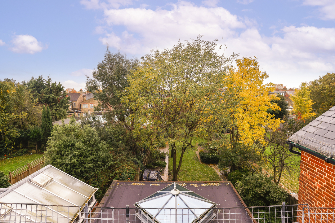 6 bed detached house for sale in The Avenue, Ealing, London, W13  - Property Image 21