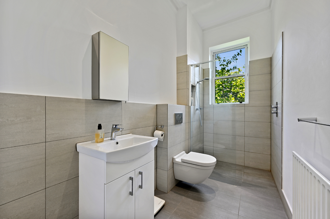 8 bed detached house for sale in Montpelier Road, Ealing, London, W5  - Property Image 11