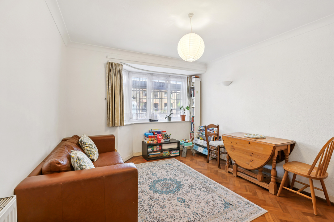 2 bed apartment to rent in Sutton Court, Grange Road, Ealing, London, W5  - Property Image 3