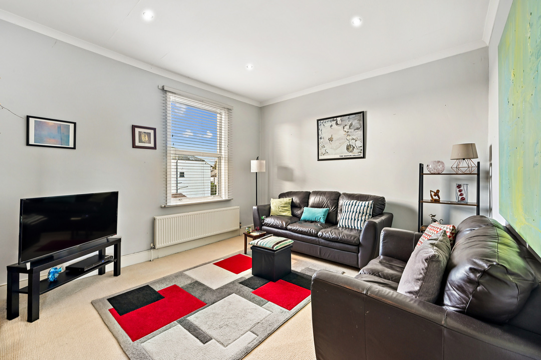 2 bed apartment for sale in Boston Road, Hanwell, London, W7  - Property Image 2