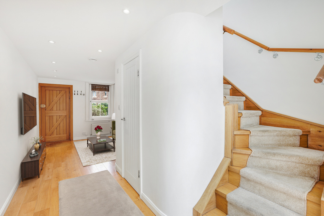 2 bed terraced house for sale in Lower Boston Road, Hanwell, London, W7  - Property Image 5