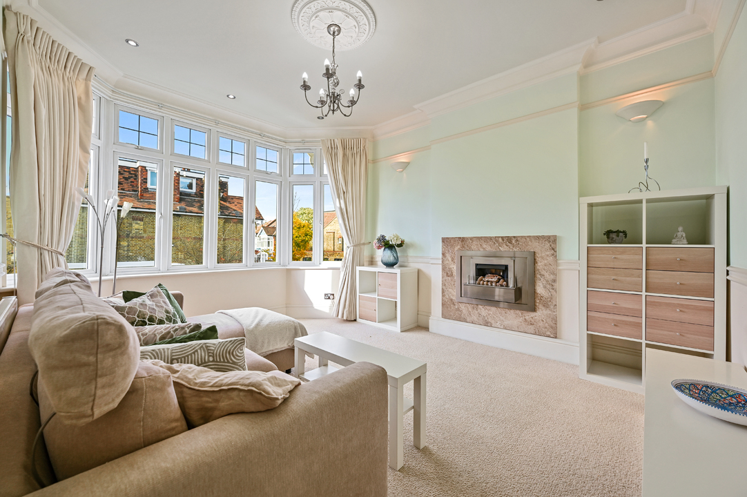 2 bed apartment for sale in Fordhook Avenue, Ealing, London, W5 - Property Image 1