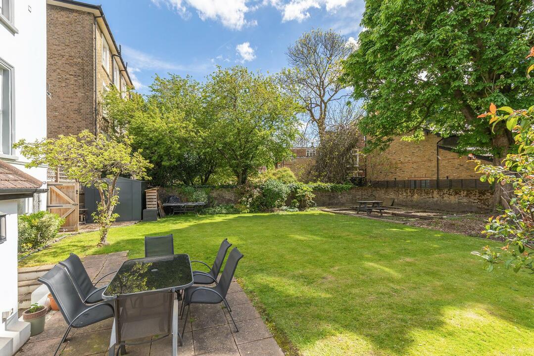 2 bed apartment for sale in Churchfield Road, Ealing, London, W13  - Property Image 4