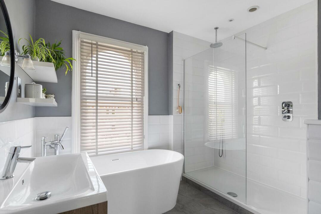 2 bed apartment for sale in Churchfield Road, Ealing, London, W13  - Property Image 12