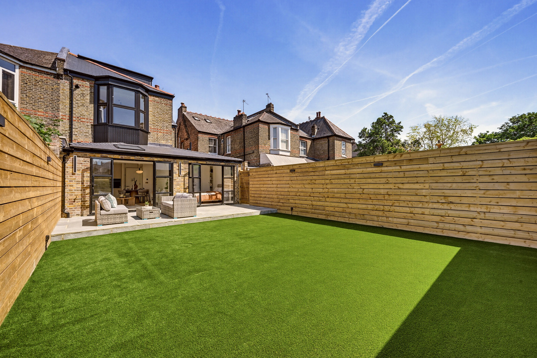 2 bed apartment to rent in Mayleaf House, Twyford Avenue, Ealing  - Property Image 12