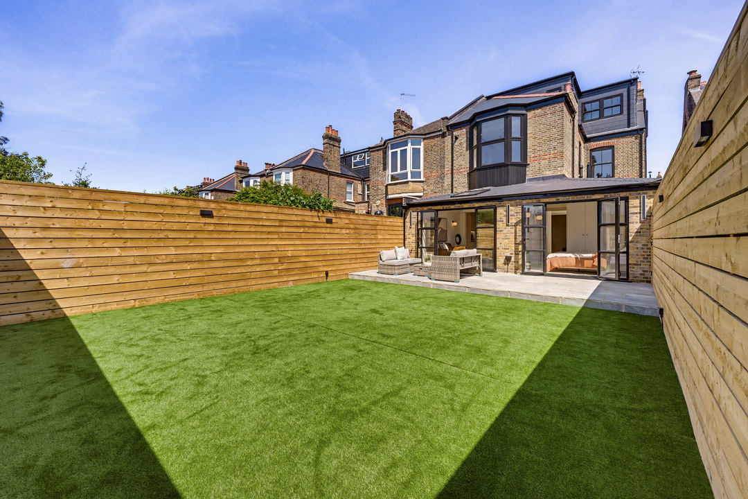 2 bed apartment to rent in Mayleaf House, Twyford Avenue, Ealing  - Property Image 13