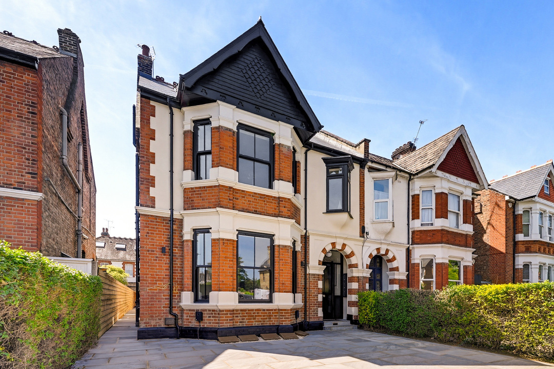 2 bed apartment to rent in Mayleaf House, Twyford Avenue, Ealing  - Property Image 3