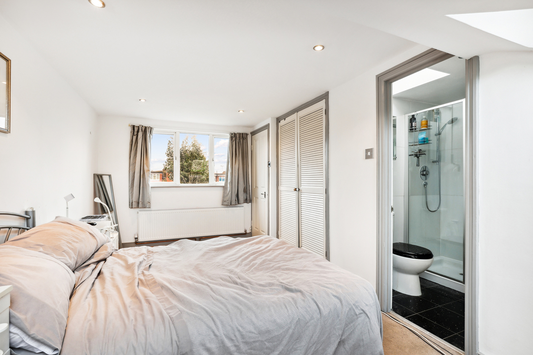 4 bed semi-detached house for sale in Lynton Avenue, Ealing, London, W13  - Property Image 10