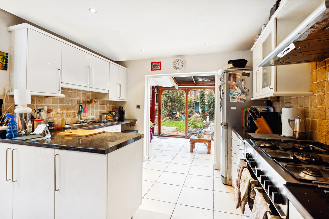 4 bed semi-detached house for sale in Lynton Avenue, Ealing, London, W13  - Property Image 15